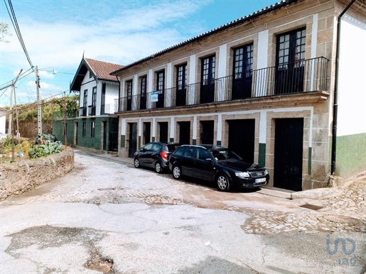 Fifth with 6 Rooms in Braga with 700,00 m²