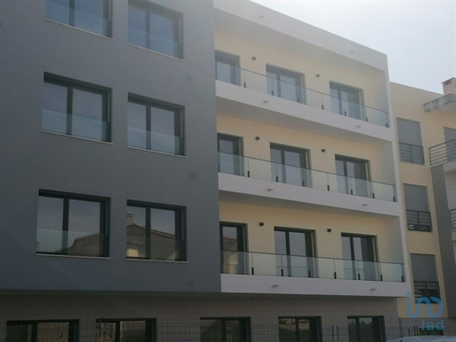 Appartement T3 à Lisboa de 156,00 m²