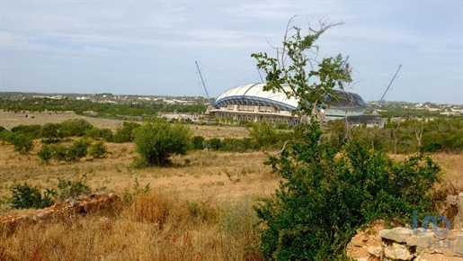 Terrain à Santa Bárbara de Nexe de 233,00 m²