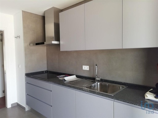 Appartement T2 à Faro (Sé e São Pedro) de 93,00 m²