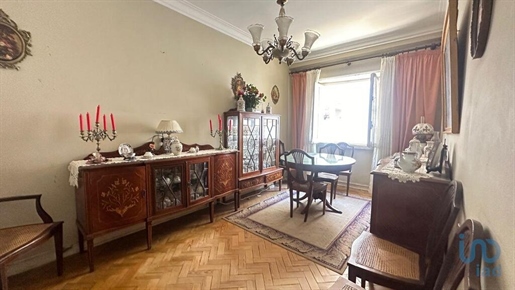 Apartment with 2 Rooms in Lisboa with 65,00 m²