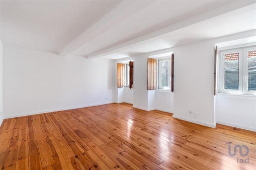 Apartment with 1 Rooms in Lisboa with 90,00 m²