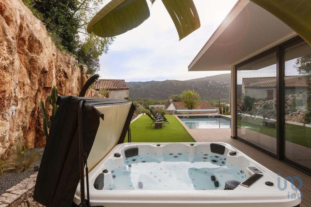 Town House with 3 Rooms in Alvados e Alcaria with 271,00 m²
