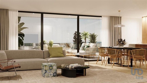Apartamento T3 em Porto de 239,00 m²