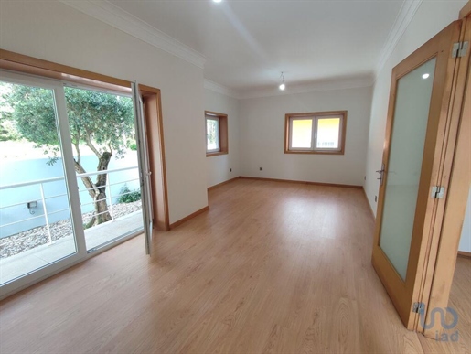 House with 3 Rooms in Porto with 128,00 m²