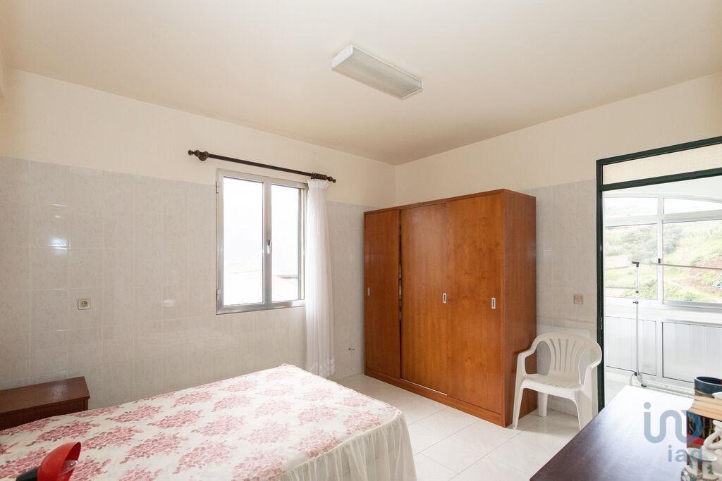 Casa / Villa T4 em Porto da Cruz de 240,00 m²