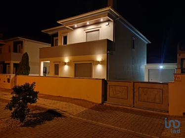 Casa / Villa T4 em Leiria de 168,00 m²
