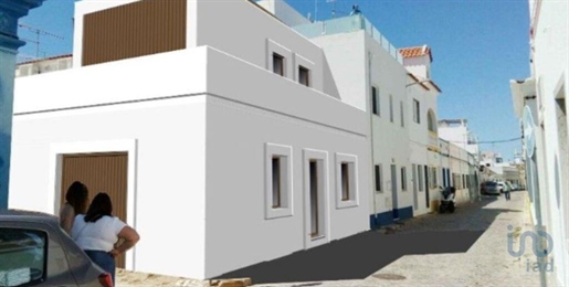Home / Villa with 1 Rooms in Faro with 90,00 m²