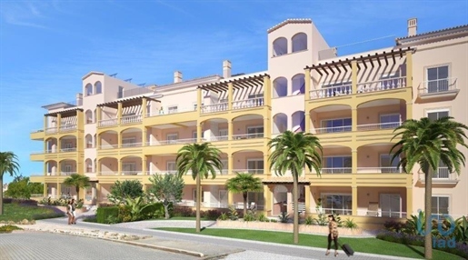 Apartment with 2 Rooms in Faro with 134,00 m²