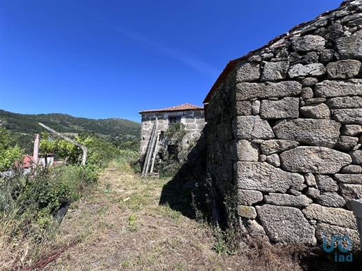 Gîte T2 à Santa Cruz do Douro e São Tomé de Covelas de 111,00 m²