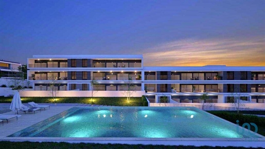 Apartament z 2 pokojami w Porto o powierzchni 86,00 m²