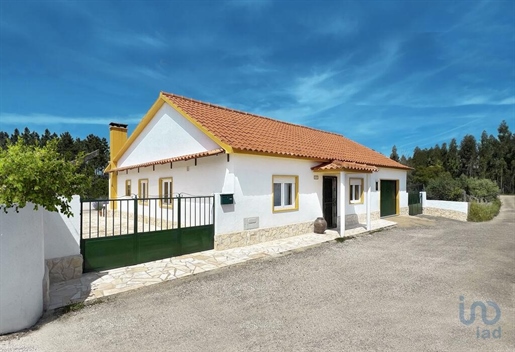 House with 4 Rooms in Santarém with 270,00 m²