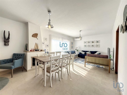 Apartamento T2 em Faro de 137,00 m²