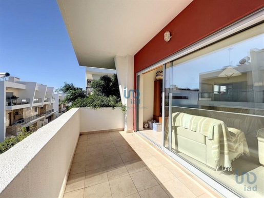 Apartment with 3 Rooms in Faro with 186,00 m²
