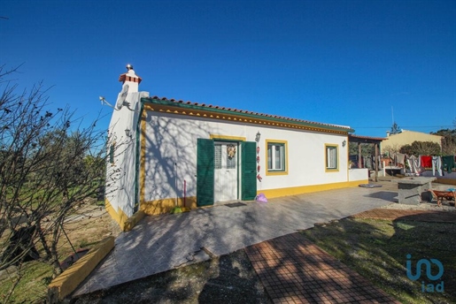 Fifth with 3 Rooms in Portalegre with 122,00 m²