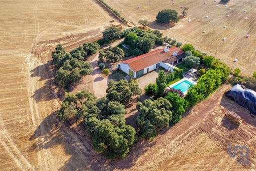 Farm with 3 Rooms in Nossa Senhora da Expectação with 441,00 m²