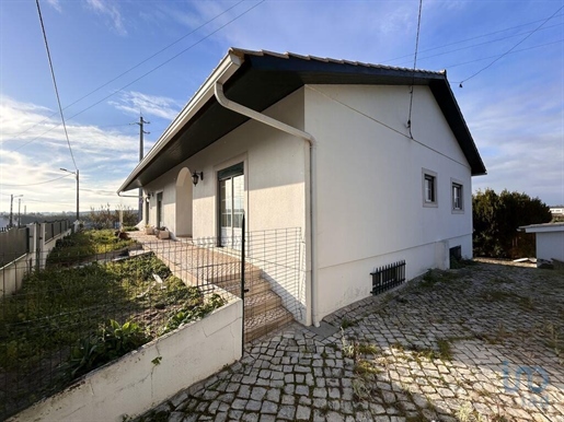 Casa T3 em Leiria de 264,00 m²