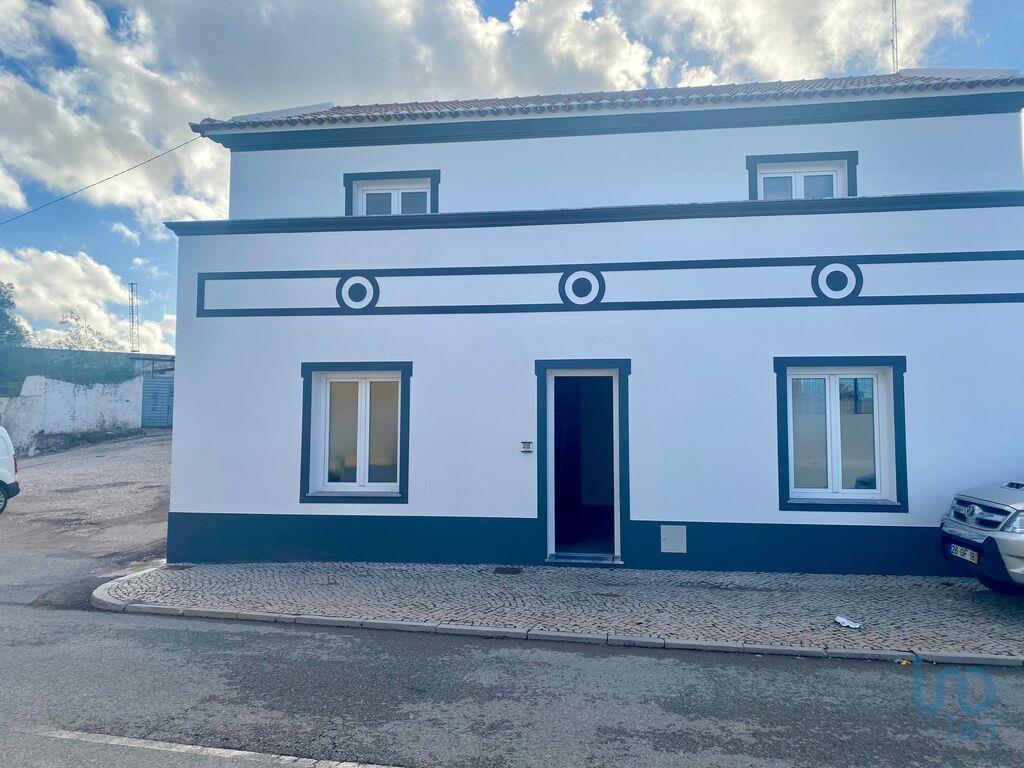 Home / Villa with 5 Rooms in Castro Marim with 227,00 m²