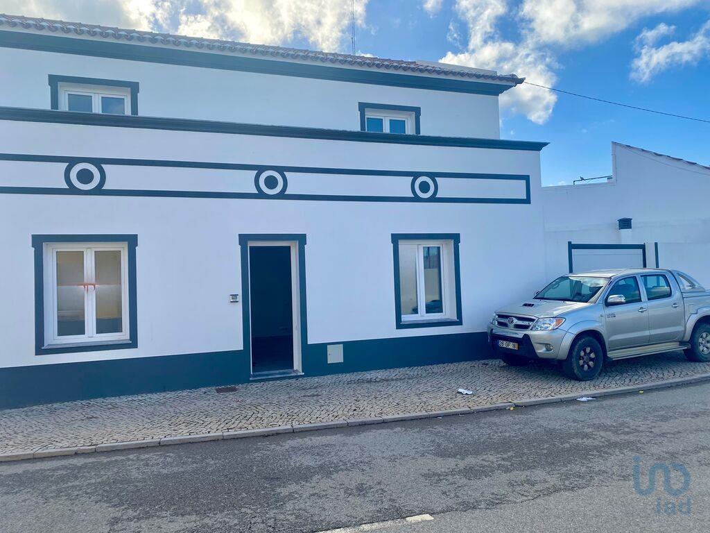 Home / Villa with 5 Rooms in Castro Marim with 227,00 m²