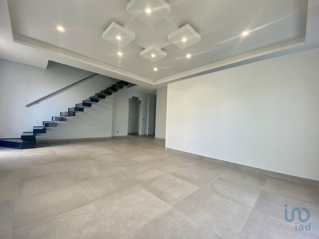 Home / Villa with 5 Rooms in Castro Marim with 227,00 m²