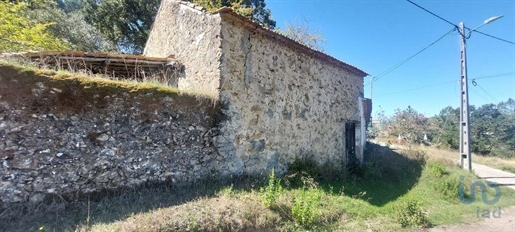 Maison de village T2 à Leiria de 177,00 m²