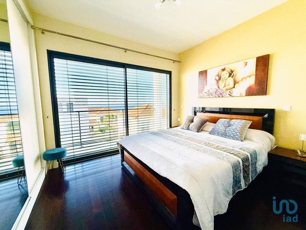 Home / Villa with 3 Rooms in Funchal (Santa Maria Maior) with 183,00 m²