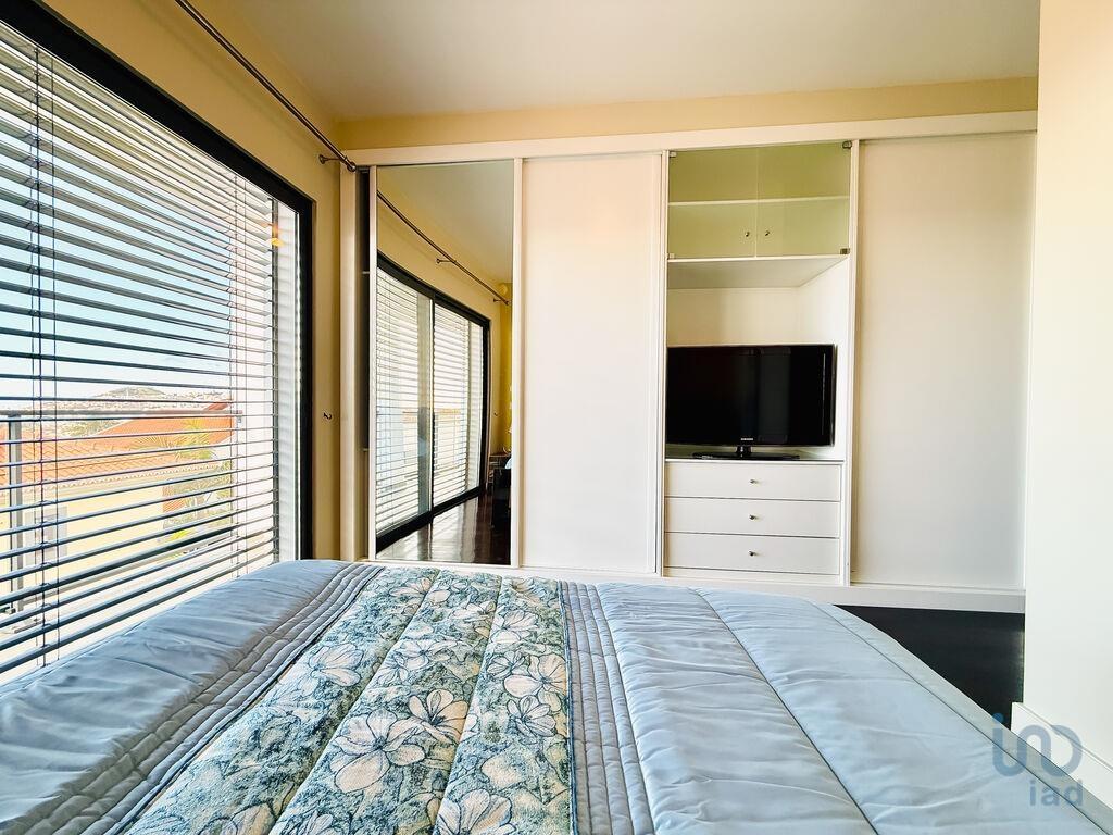 Home / Villa with 3 Rooms in Funchal (Santa Maria Maior) with 183,00 m²