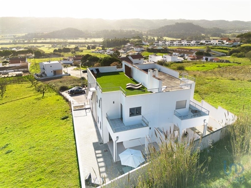Casa / Villa T3 em Leiria de 145,00 m²