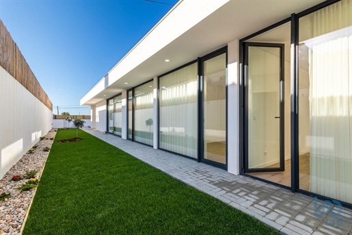 Casa / Villa T3 em Leiria de 235,00 m²