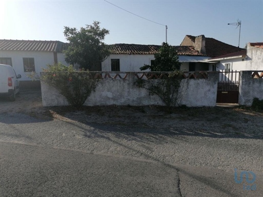 Village house with 4 Rooms in Santarém with 168,00 m²