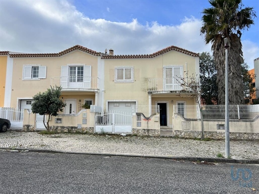 Casa tradicional T4 em Lisboa de 193,00 m²