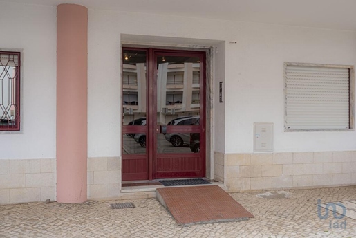 Apartment with 3 Rooms in Setúbal with 97,00 m²