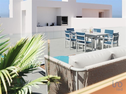 Apartment with 3 Rooms in Faro with 135,00 m²