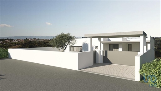 Construction land in Bárrio with 940,00 m²