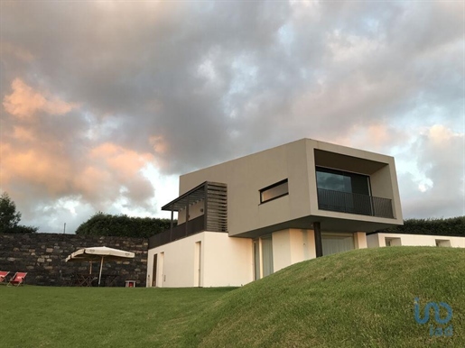 House with 3 Rooms in Lagoa (Santa Cruz) with 439,00 m²