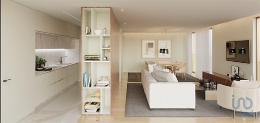 Appartement T2 à Porto de 91,00 m²