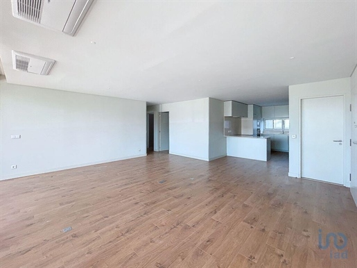 Apartamento T3 em Oeiras e São Julião da Barra, Paço de Arcos e Caxias de 132,00 m²