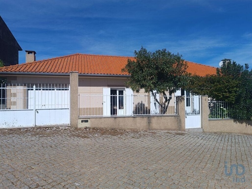 Country House with 3 Rooms in Bragança with 109,00 m²