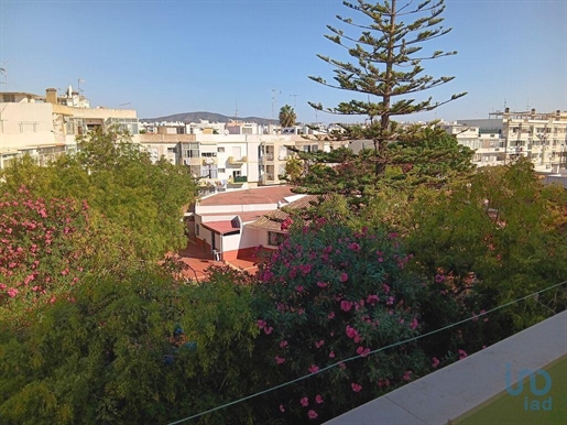 Apartment with 3 Rooms in Faro with 90,00 m²