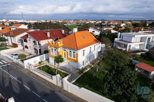 House with 6 Rooms in Aveiro with 390,00 m²