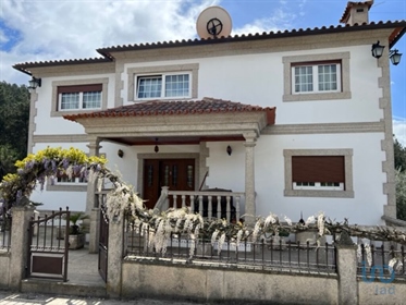 Home / Villa with 3 Rooms in Vila Real with 361,00 m²