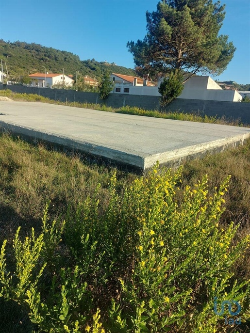 Ground in Leiria with 492,00 m²