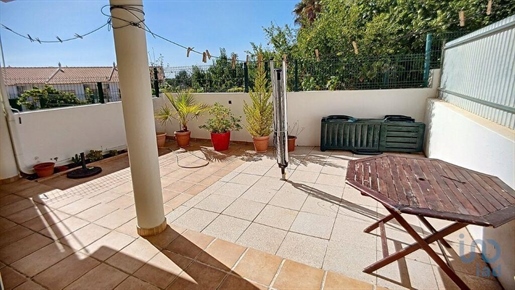 House with 3 Rooms in Faro with 135,00 m²