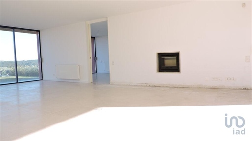 Casa T3 em Leiria de 199,00 m²