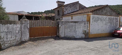 Traditional house with 4 Rooms in Fortios with 121,00 m²