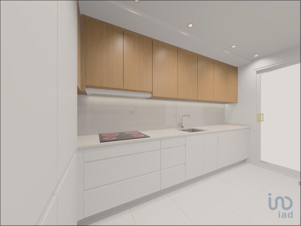 Apartment with 3 Rooms in São joão da madeira with 125,00 m²