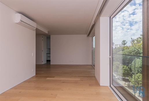Apartamento T3 em Lisboa de 137,00 m²