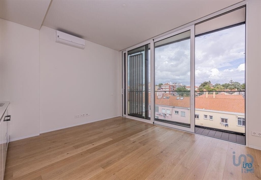 Duplex with 2 Rooms in Lisboa with 109,00 m²