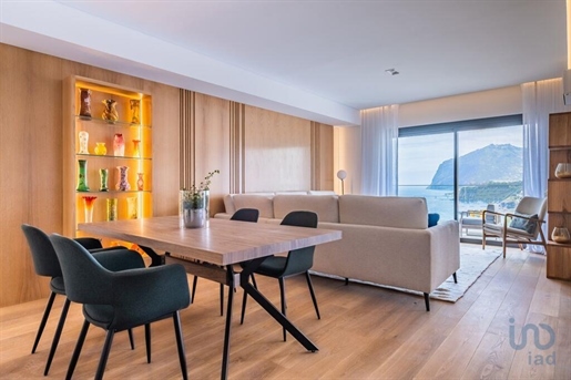 Apartamento T4 em Madeira de 195,00 m²