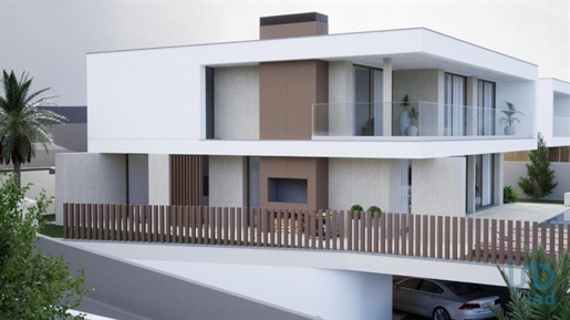 Home / Villa with 3 Rooms in Madeira with 279,00 m²